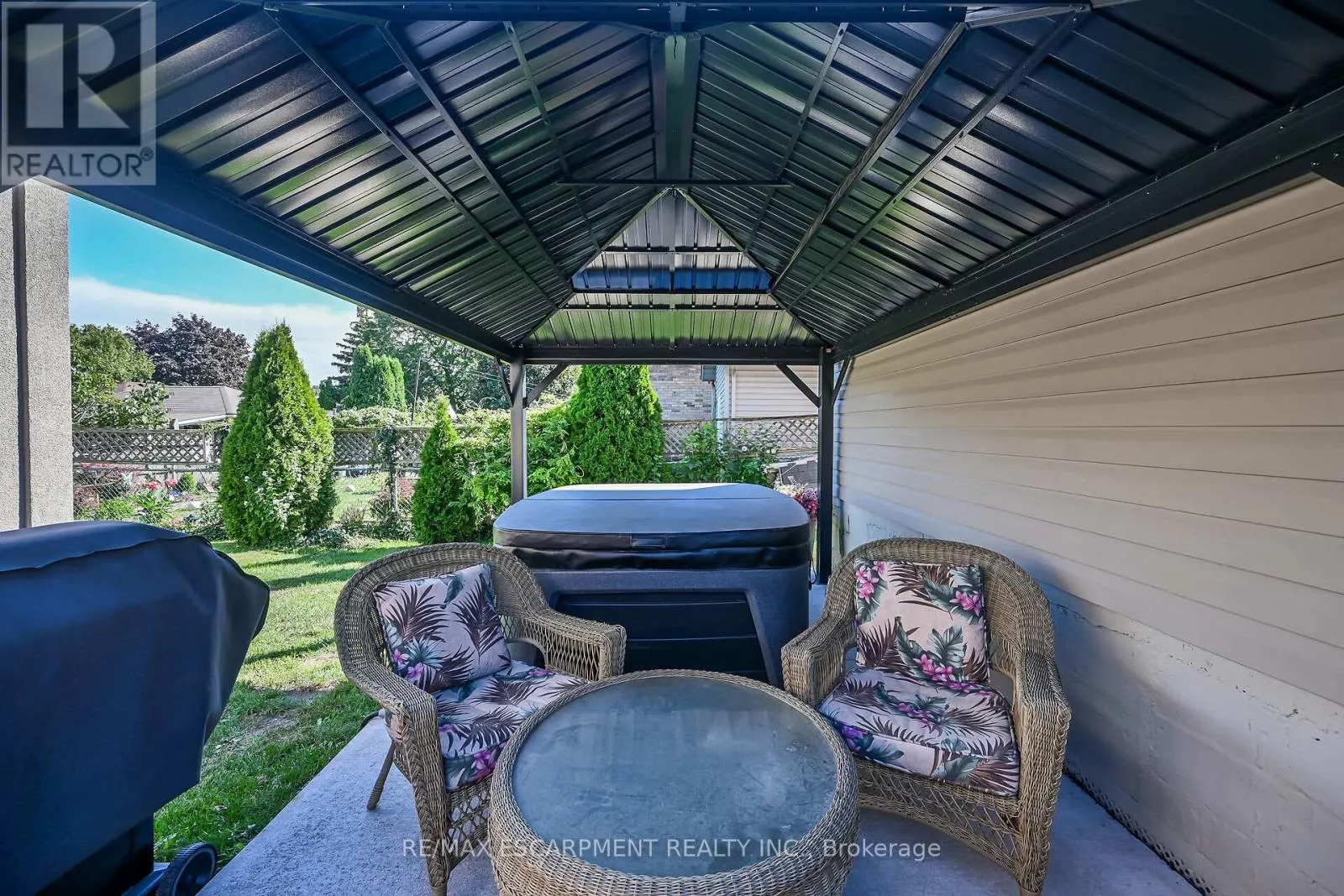 533 COCHRANE ROAD