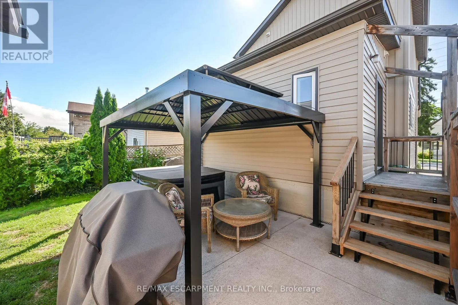 533 COCHRANE ROAD