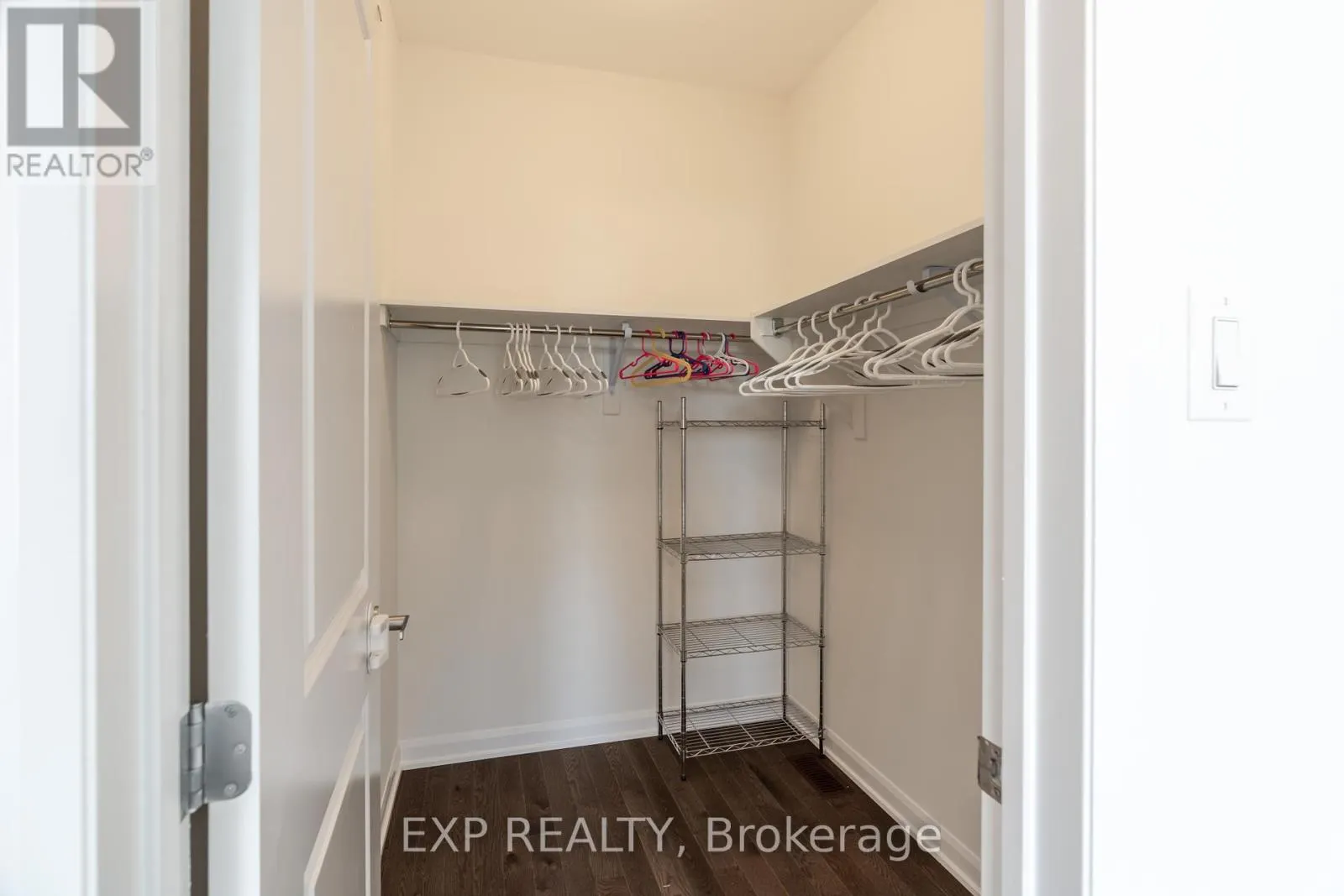 309 CLOYNE CRESCENT