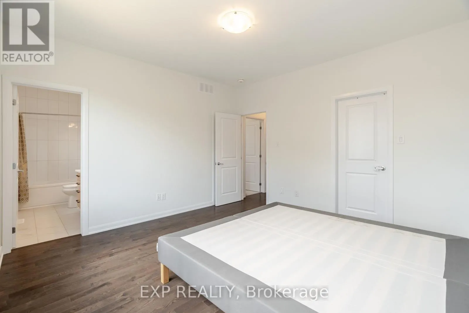 309 CLOYNE CRESCENT