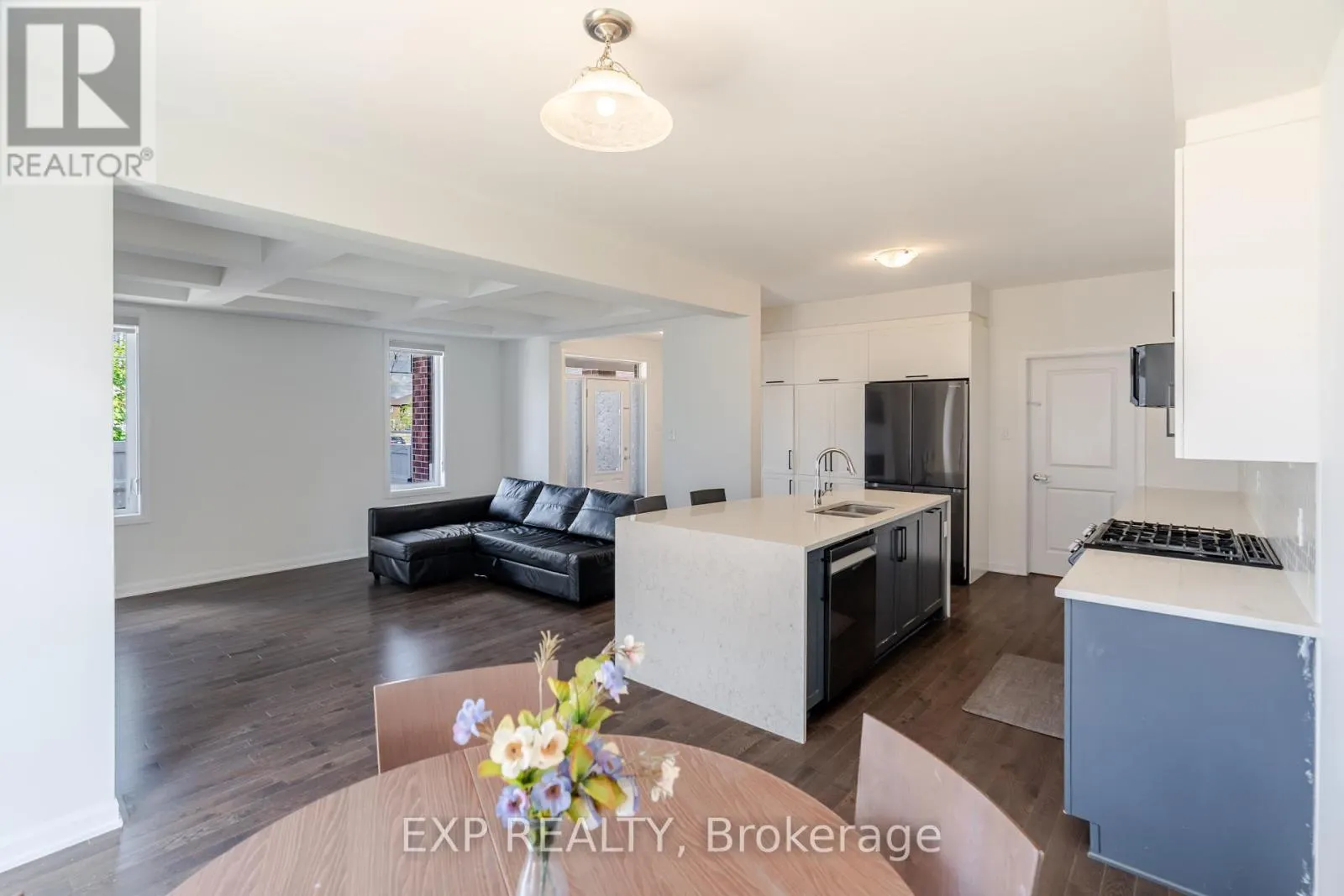 309 CLOYNE CRESCENT