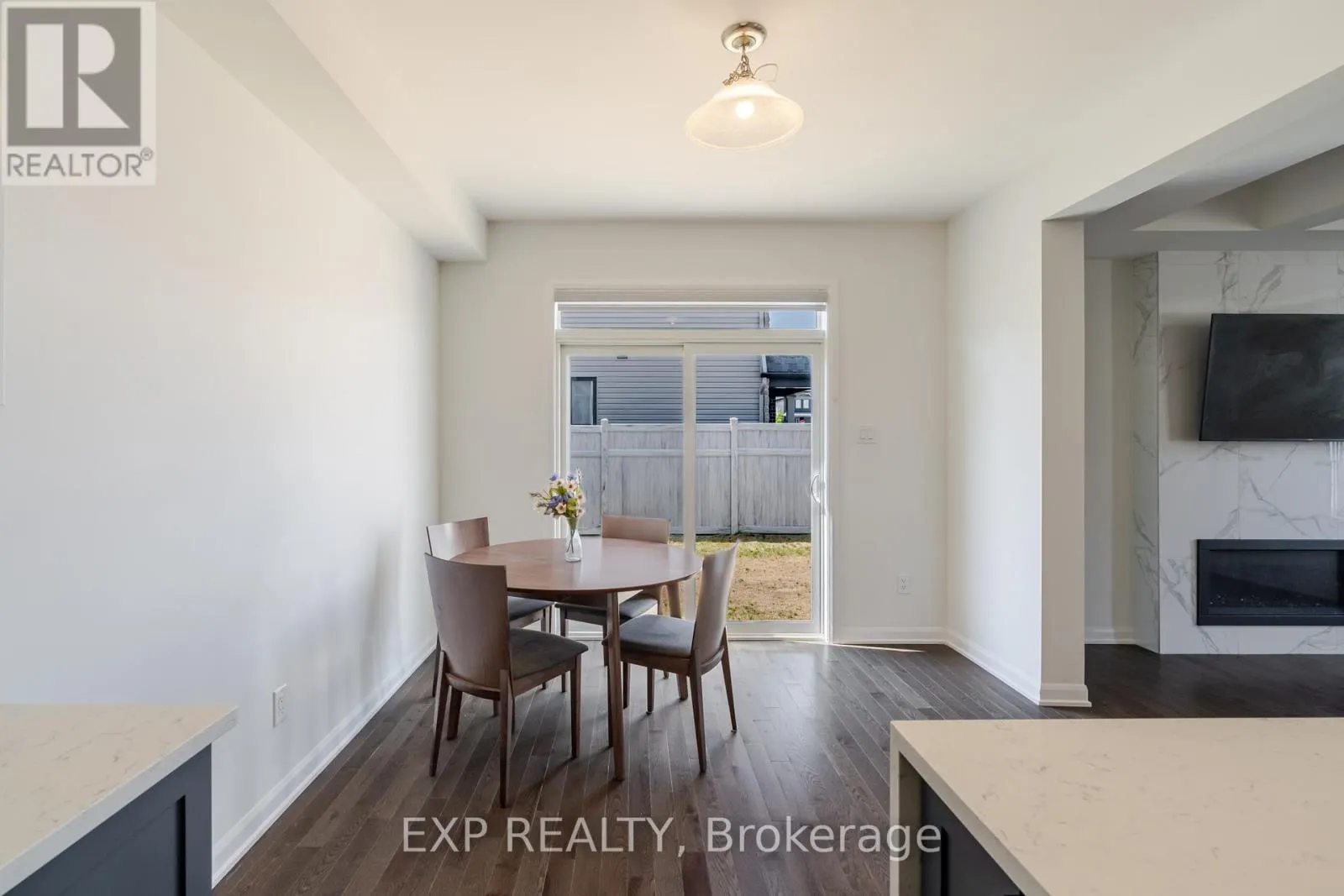 309 CLOYNE CRESCENT