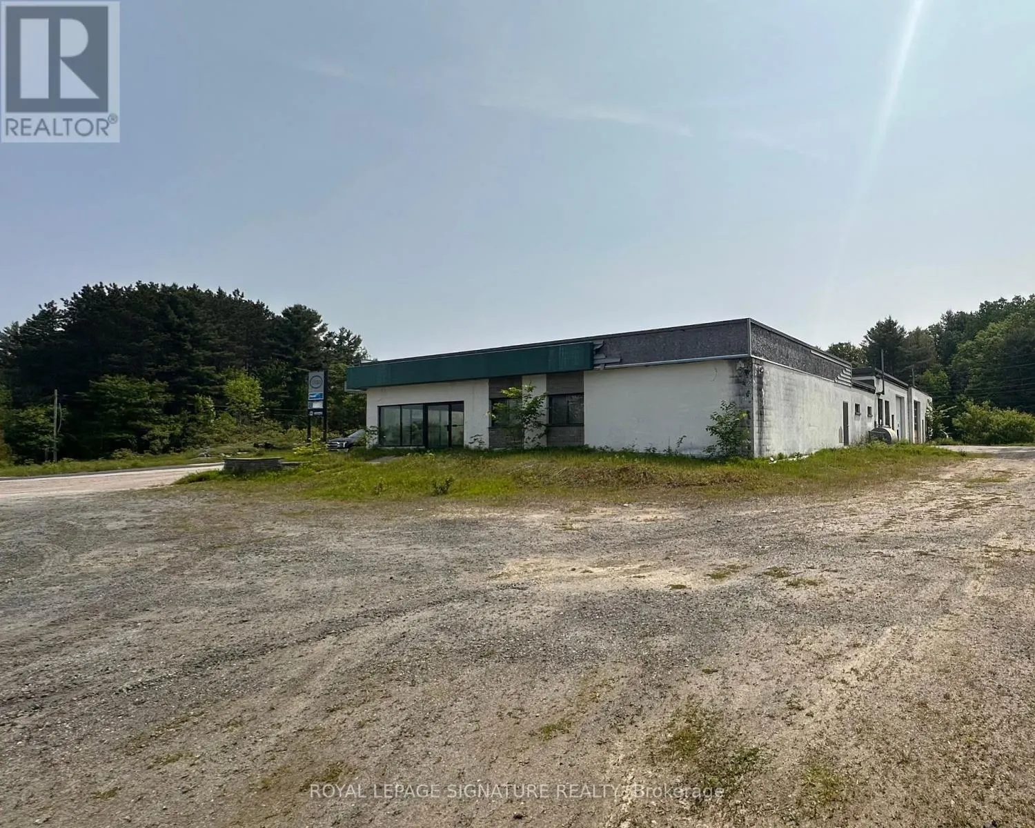 993 LAKE JOSEPH ROAD