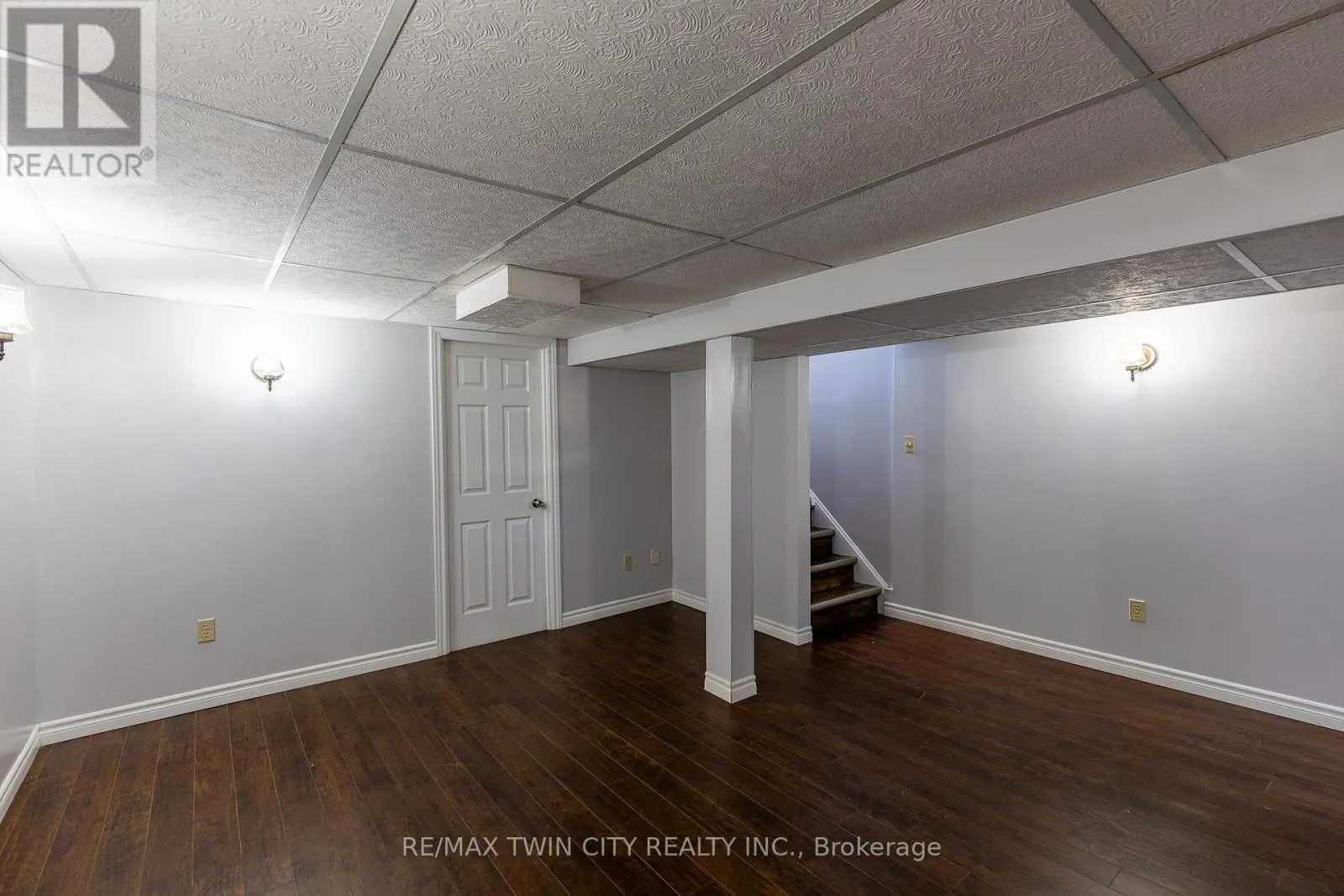 43 - 210 GLAMIS ROAD