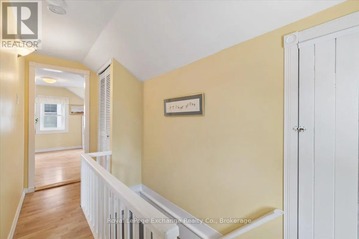 40 GROSVENOR STREET S