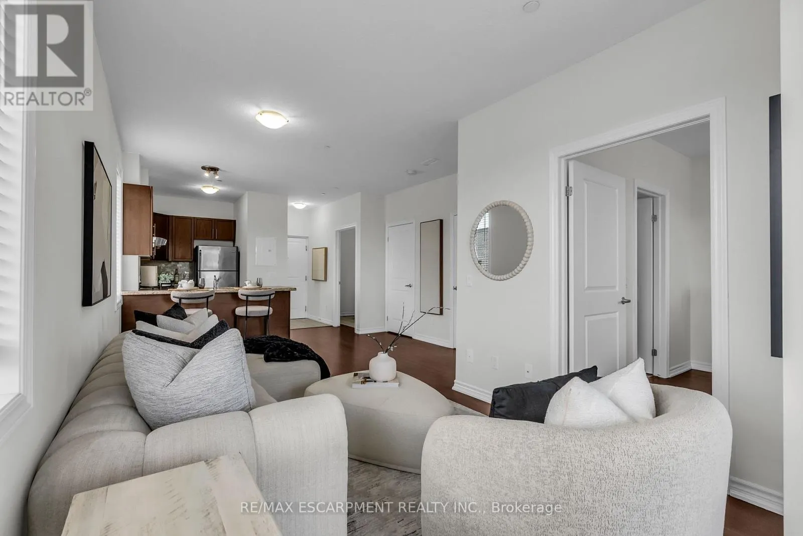 314 - 95 WILSON STREET W