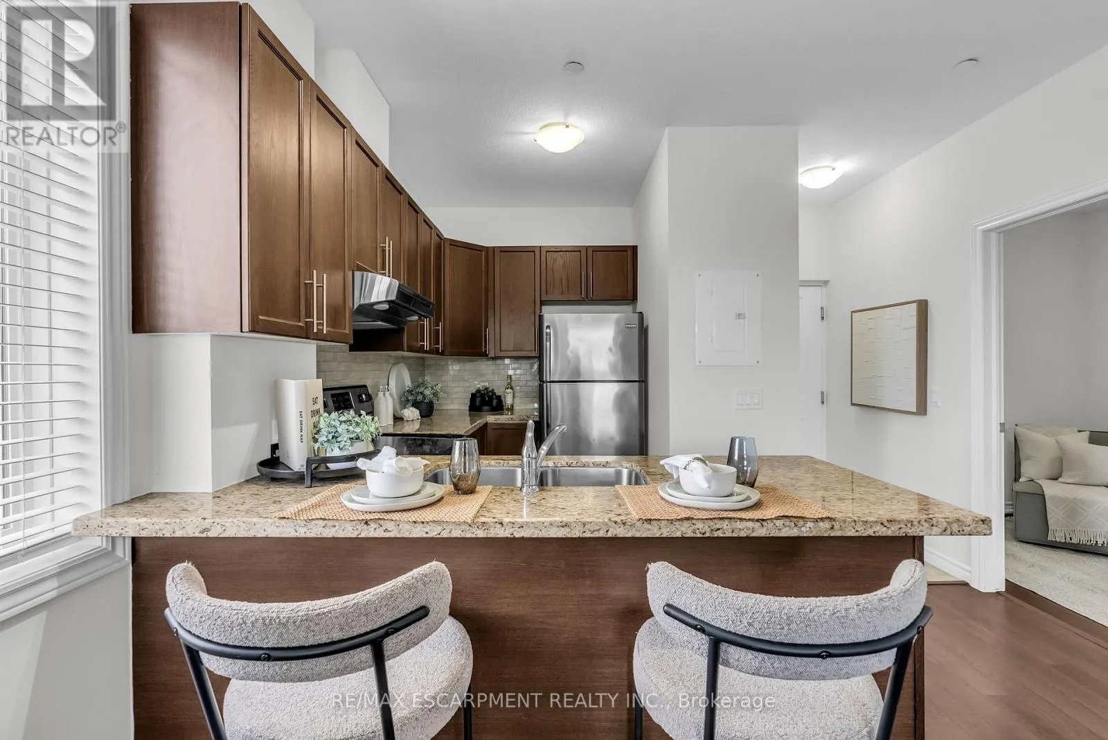 314 - 95 WILSON STREET W