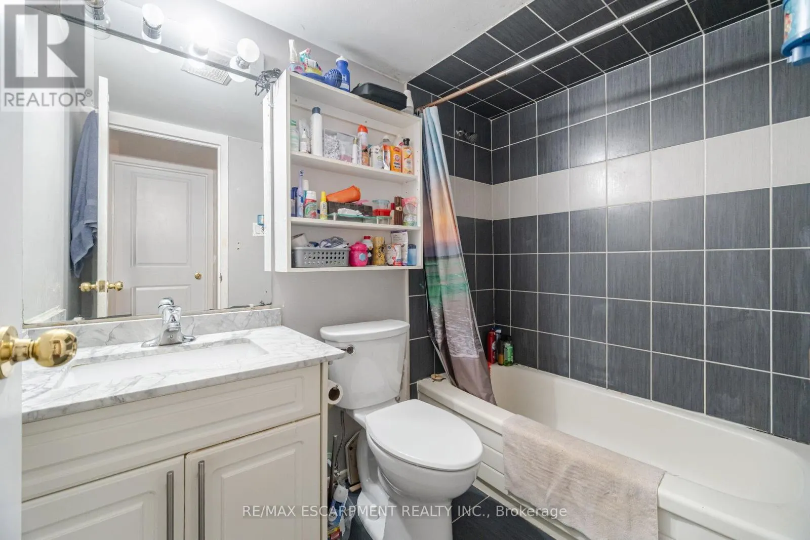 14 - 15 ALBRIGHT ROAD