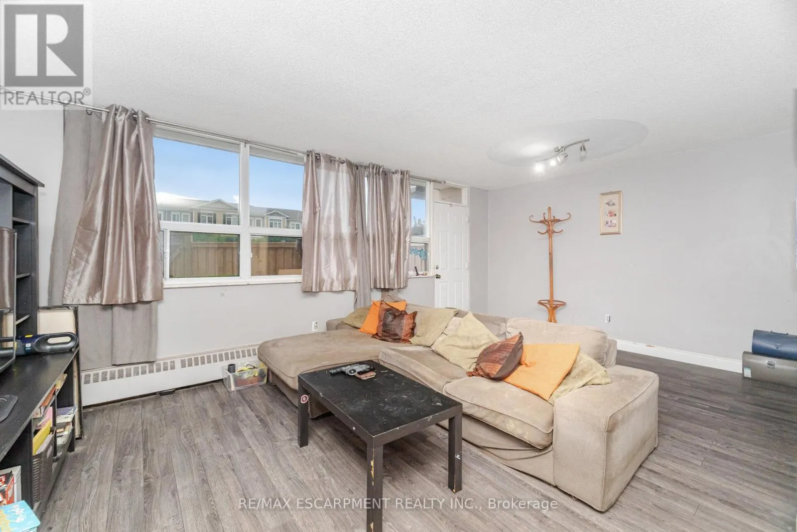 14 - 15 ALBRIGHT ROAD
