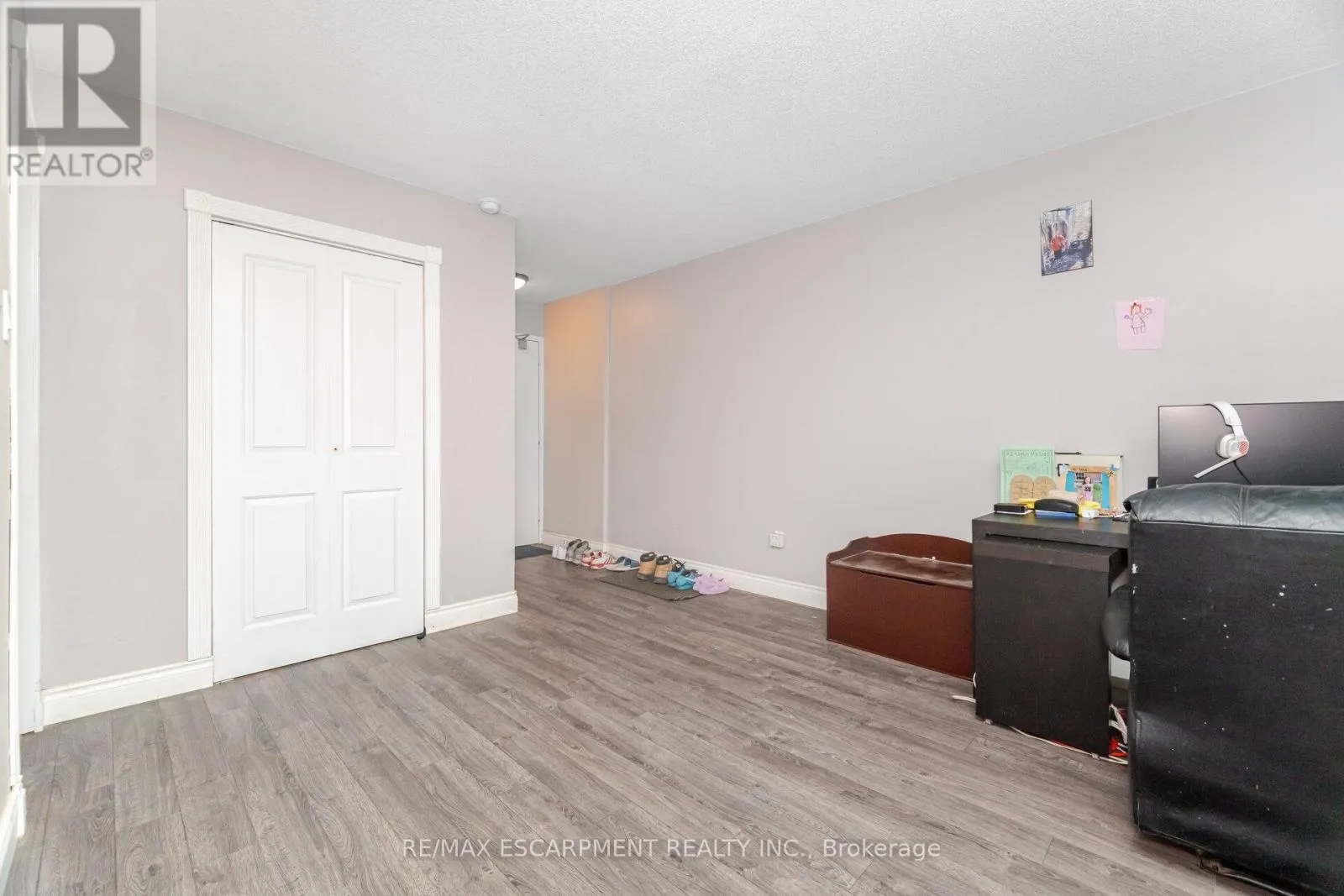 14 - 15 ALBRIGHT ROAD