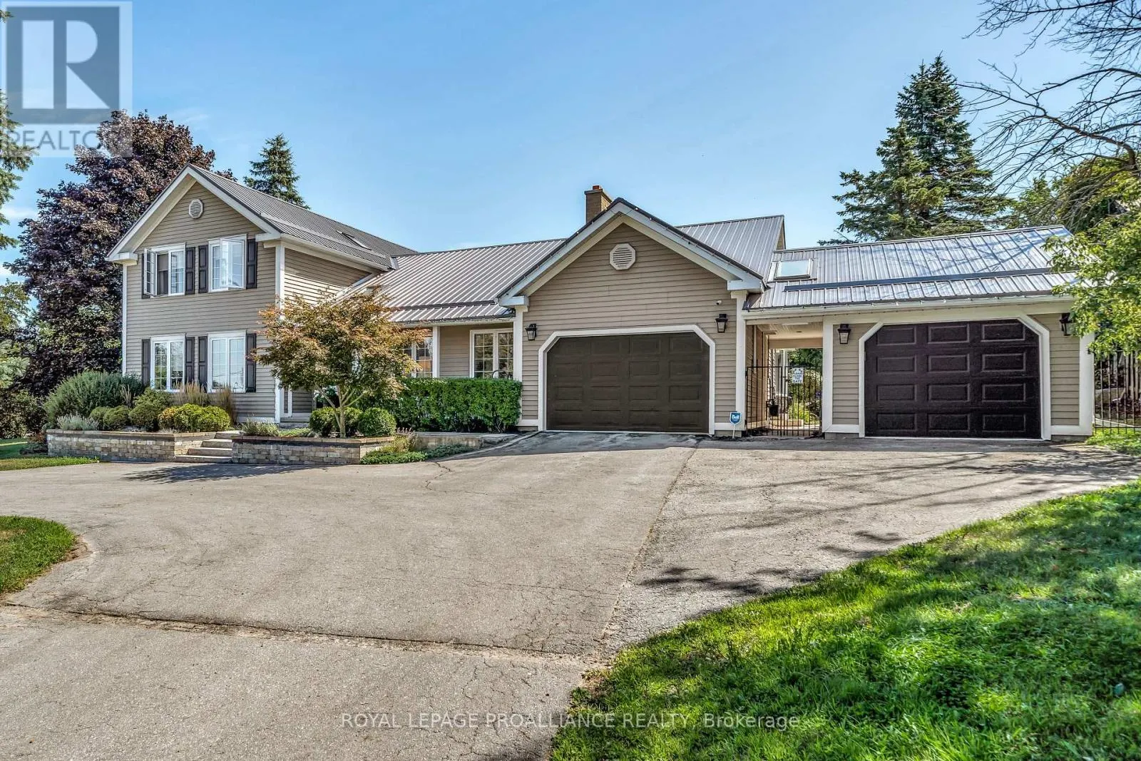 3 WESLEY ACRES ROAD