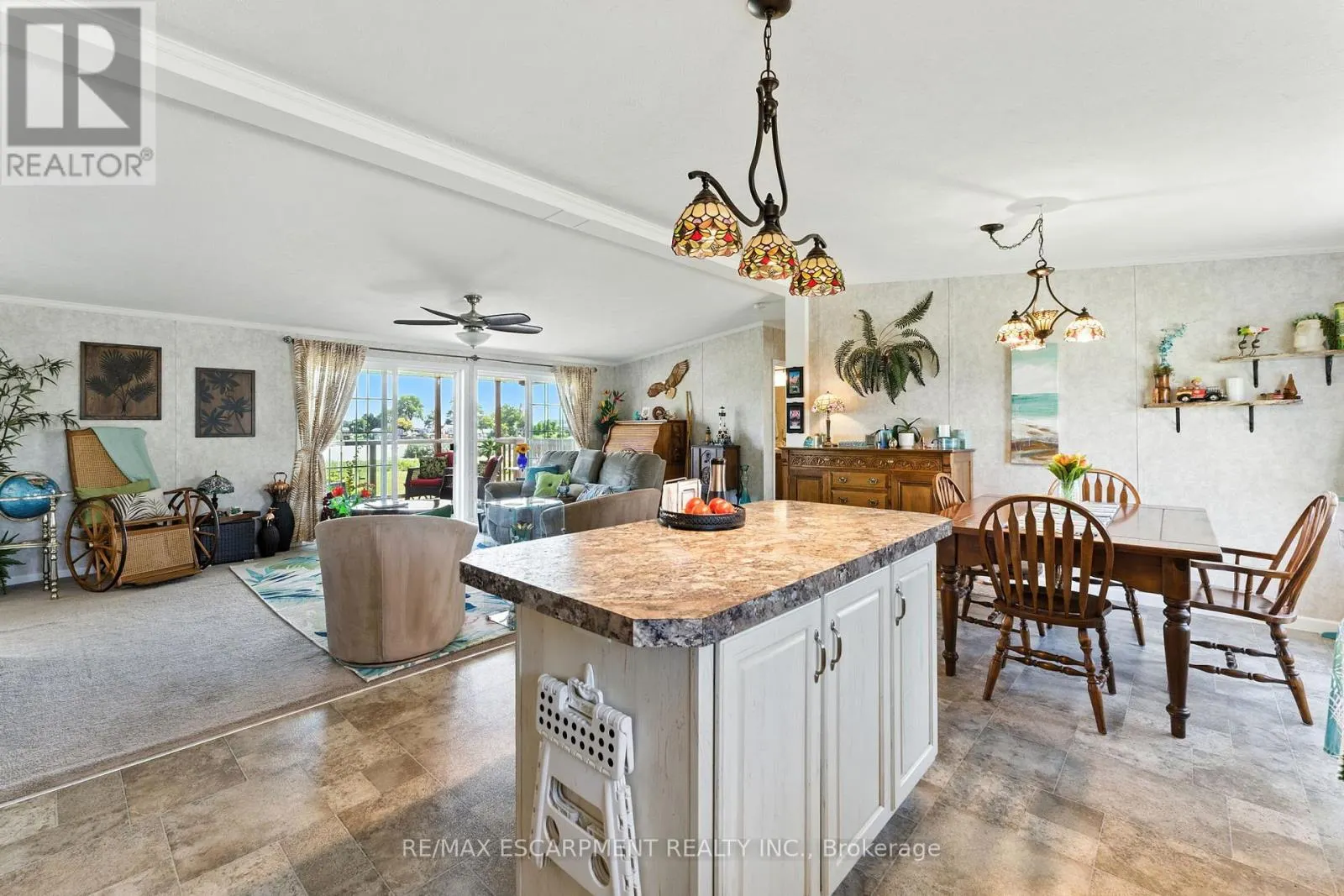 55 RIVERBEND CRESCENT