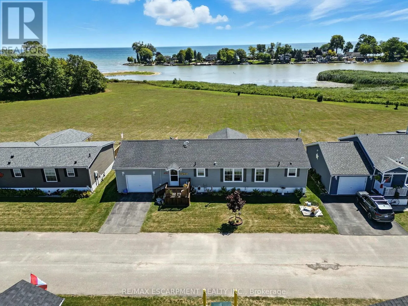 55 RIVERBEND CRESCENT