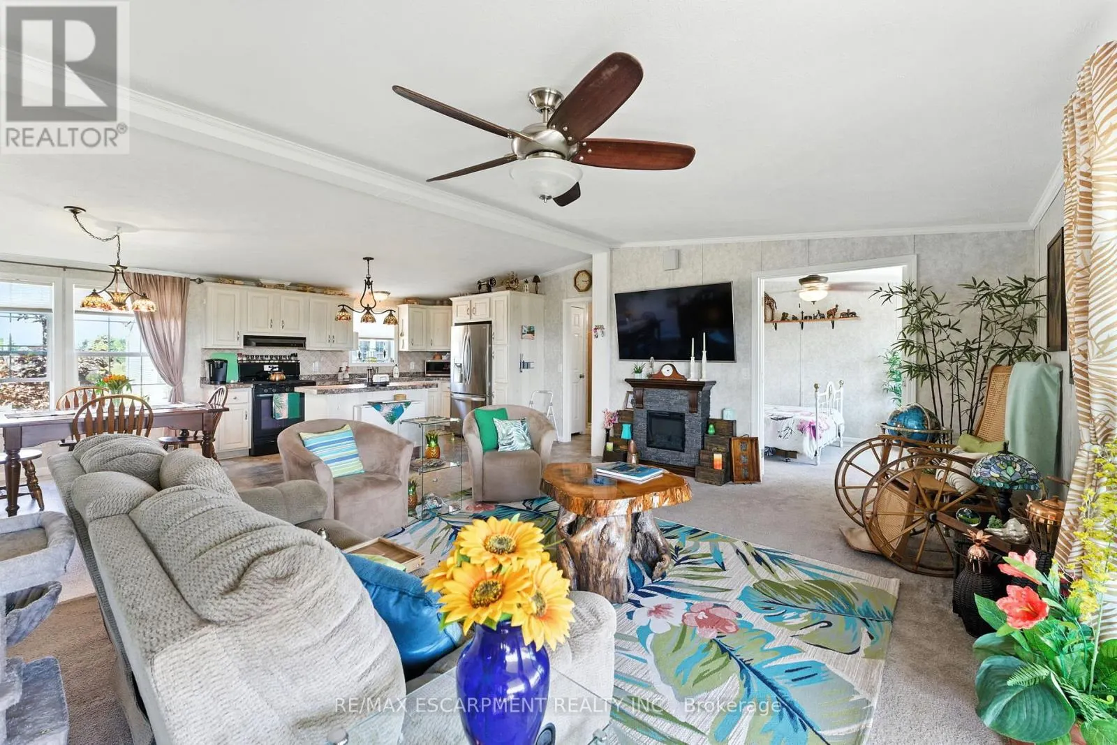 55 RIVERBEND CRESCENT