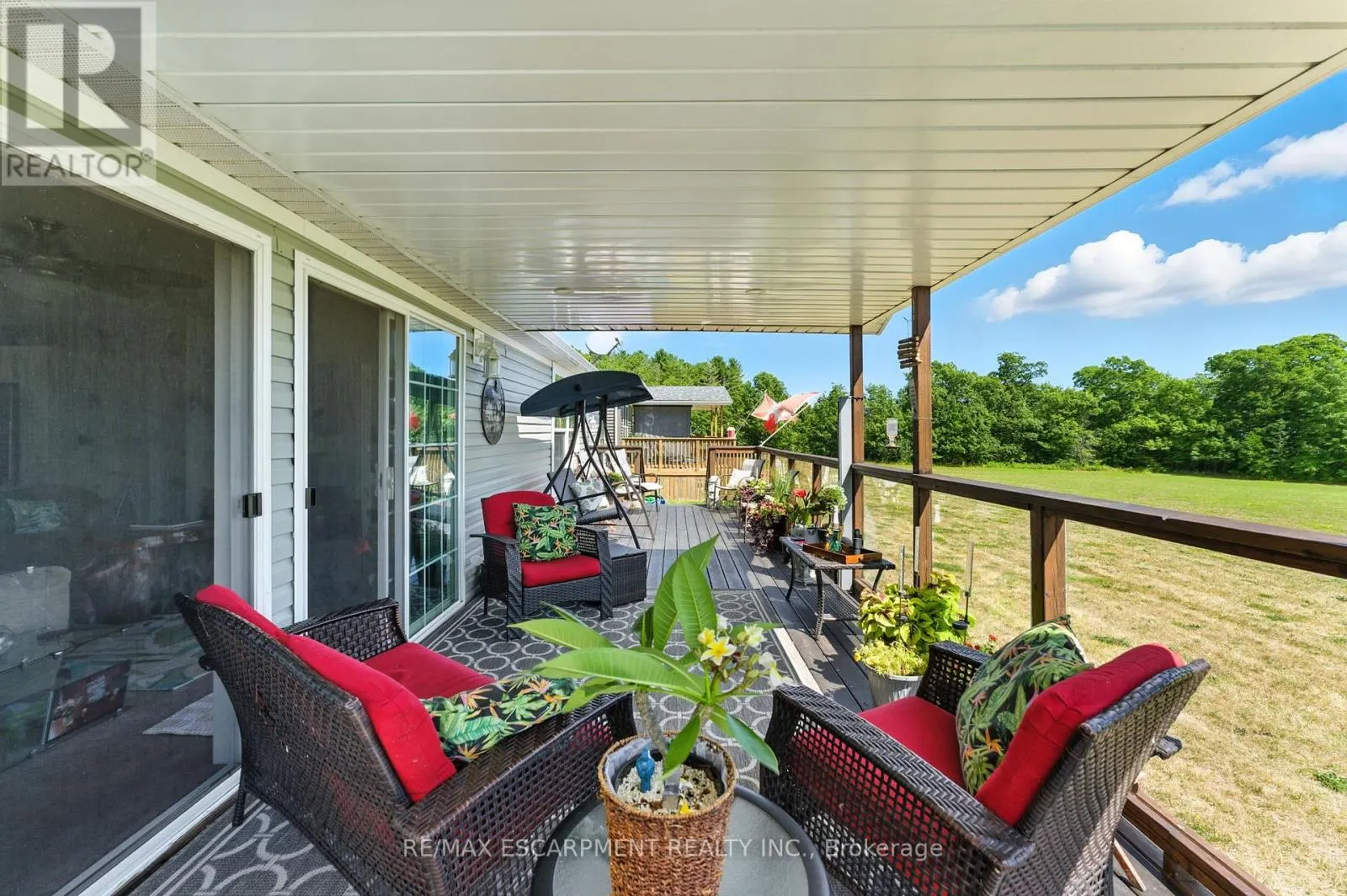 55 RIVERBEND CRESCENT