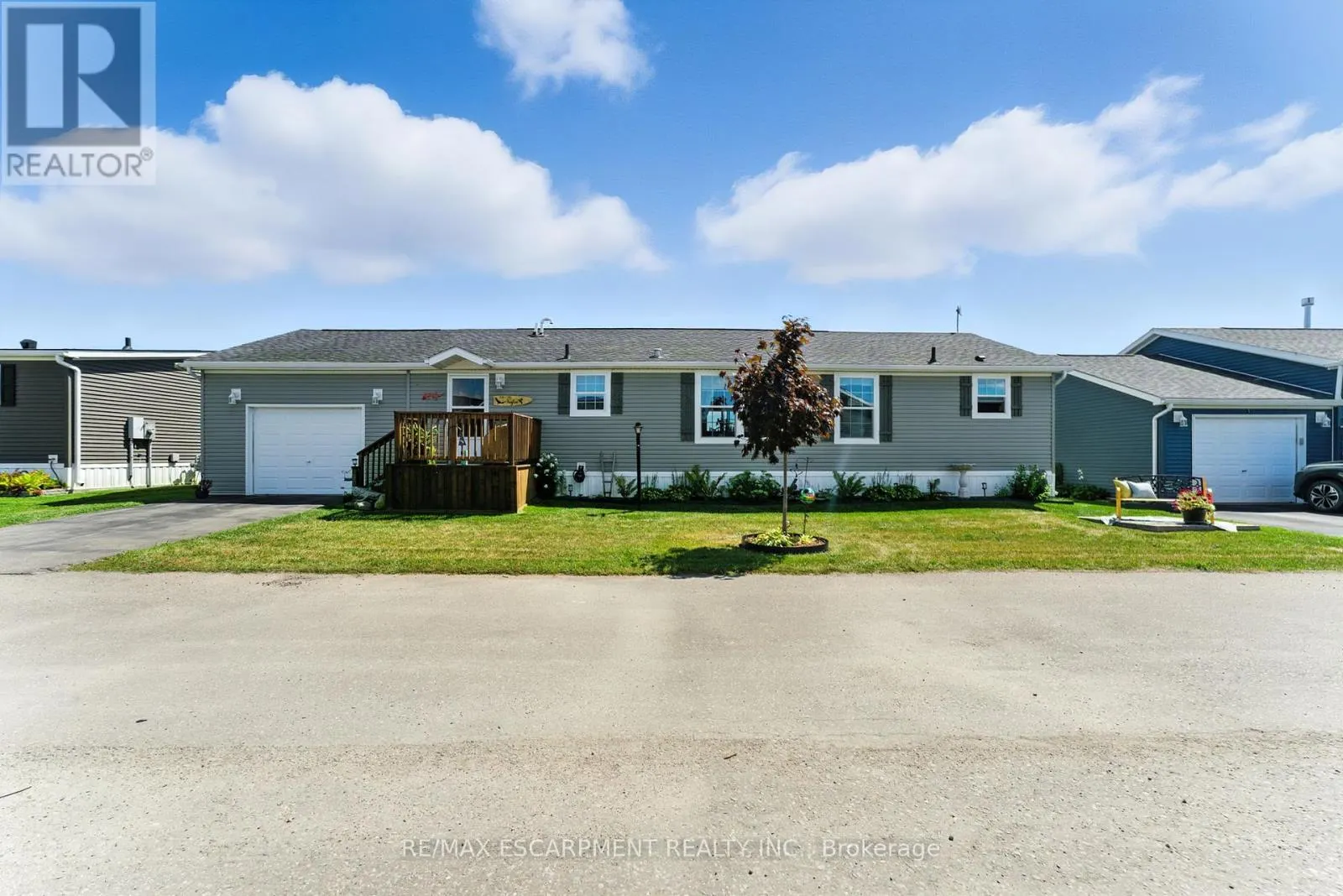 55 RIVERBEND CRESCENT