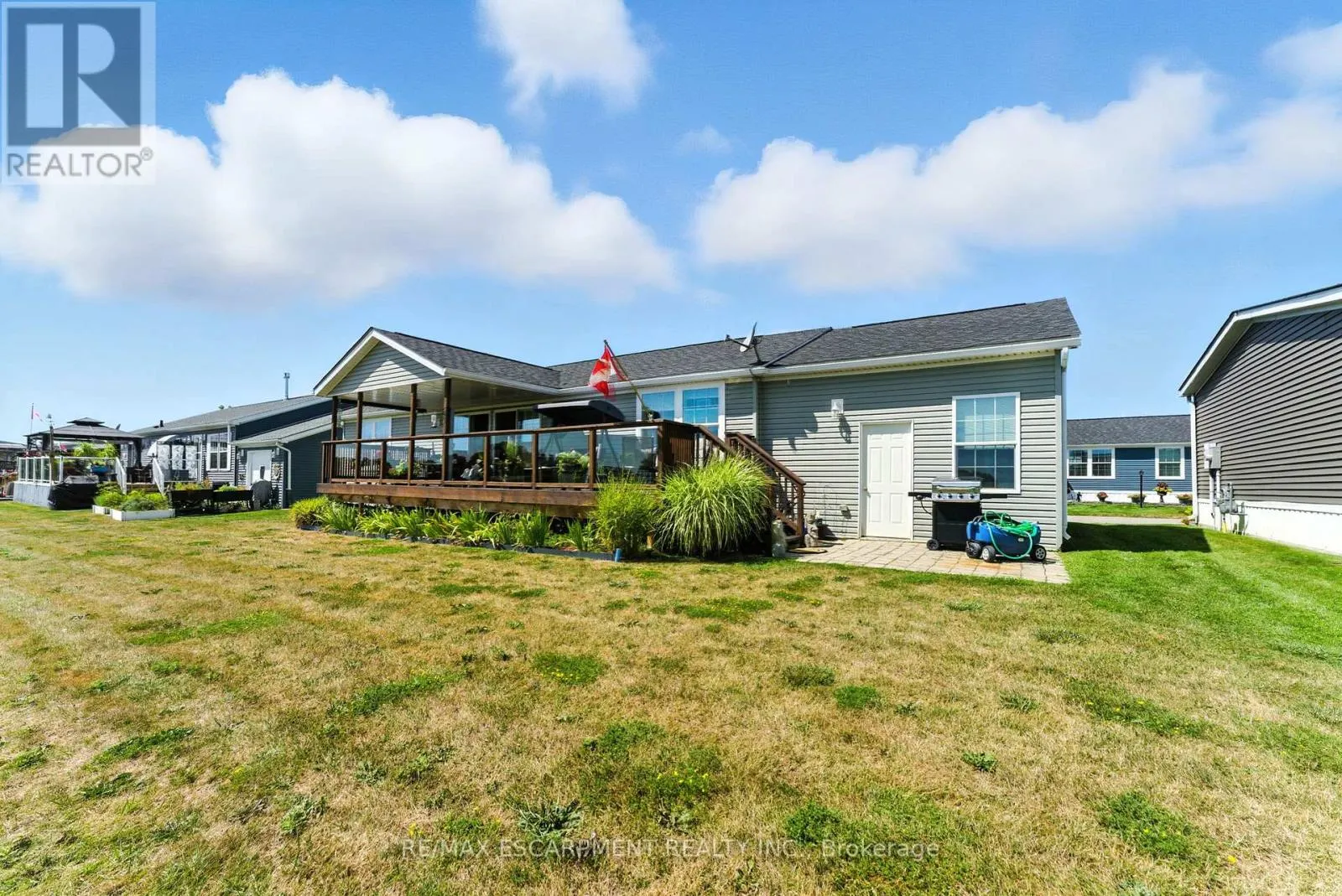 55 RIVERBEND CRESCENT