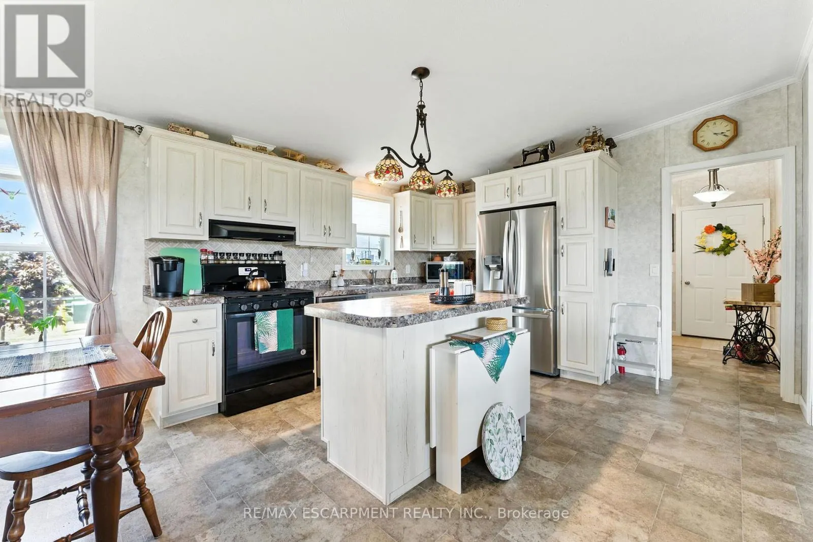 55 RIVERBEND CRESCENT