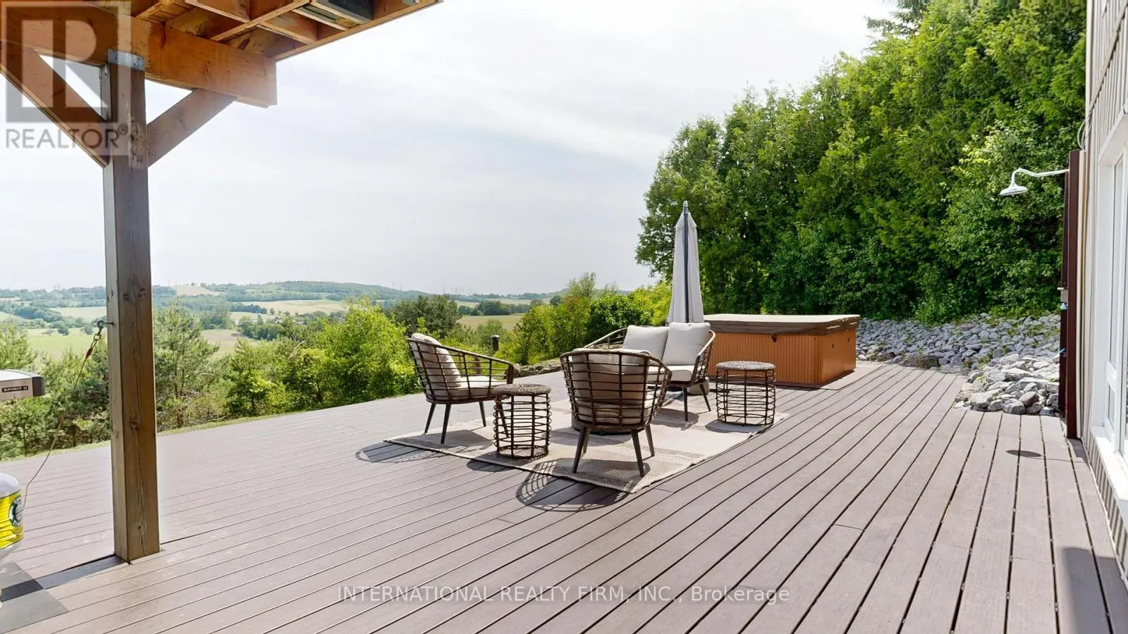 8309 OAK RIDGES DRIVE