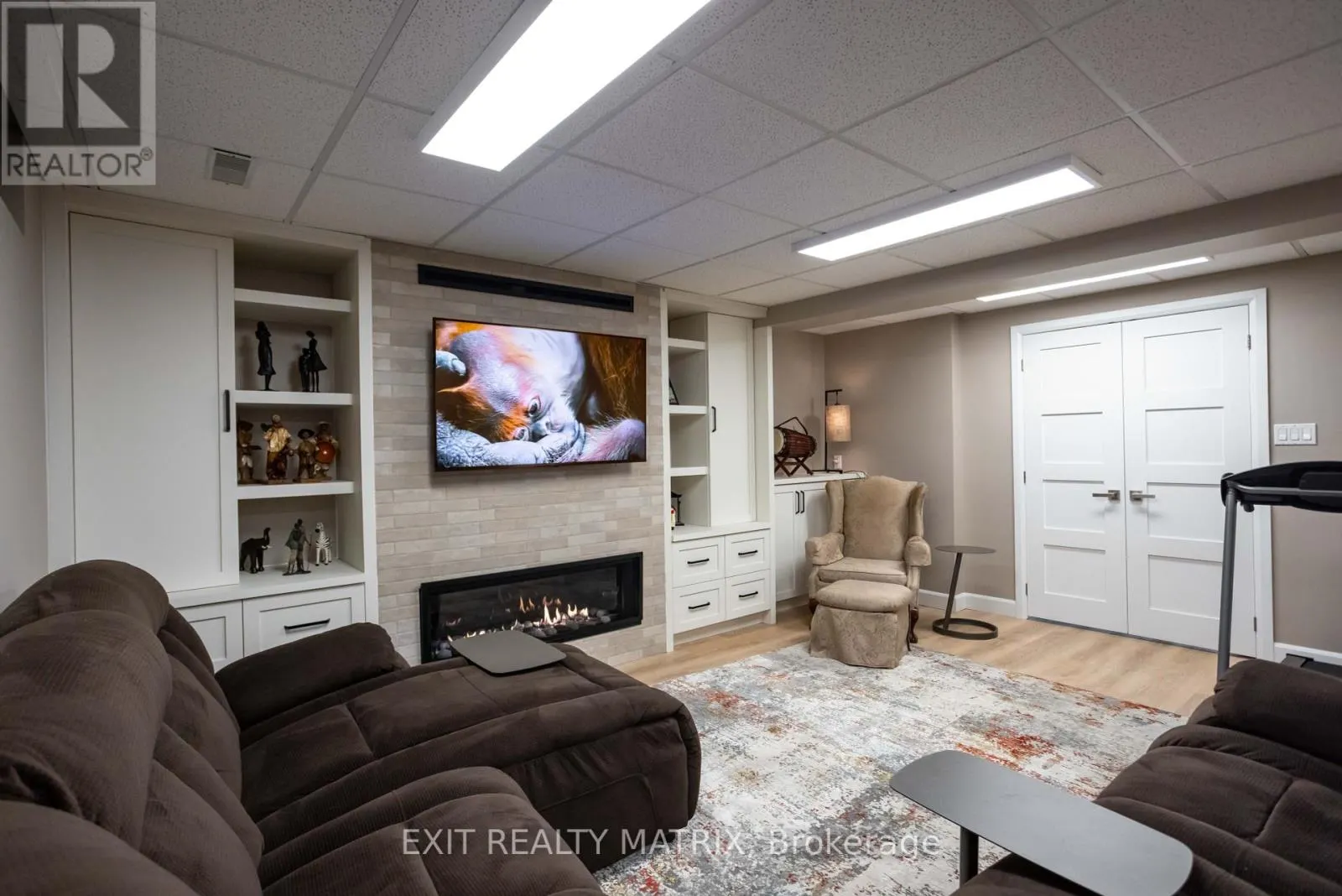 2418 RIDEAU ROAD