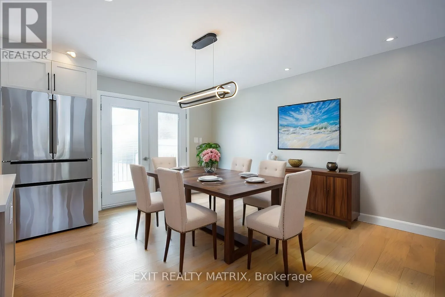 2418 RIDEAU ROAD