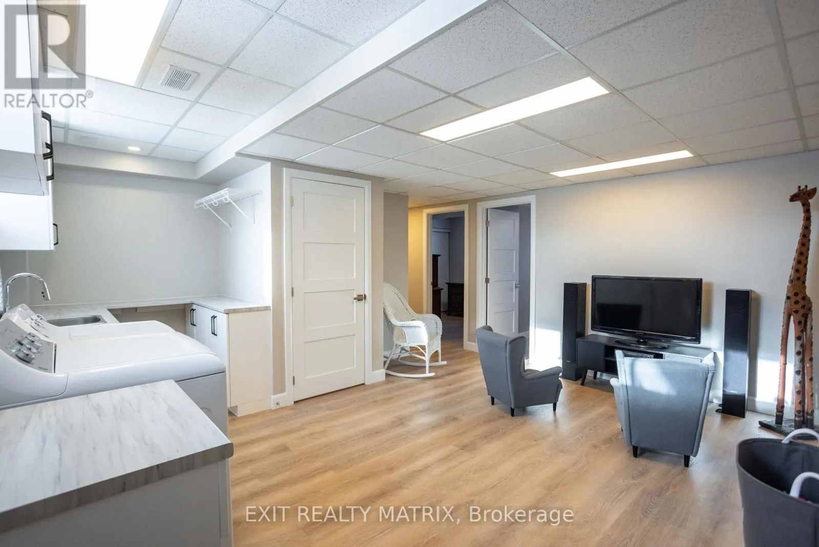 2418 RIDEAU ROAD