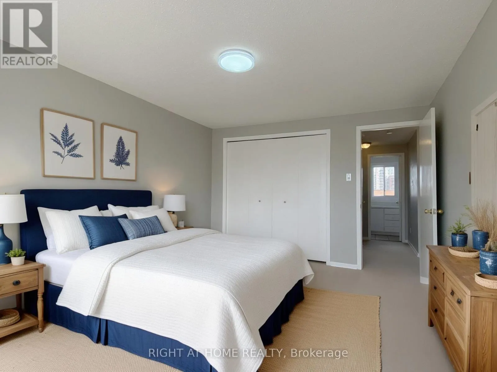 271 RIDGEPARK PRIVATE