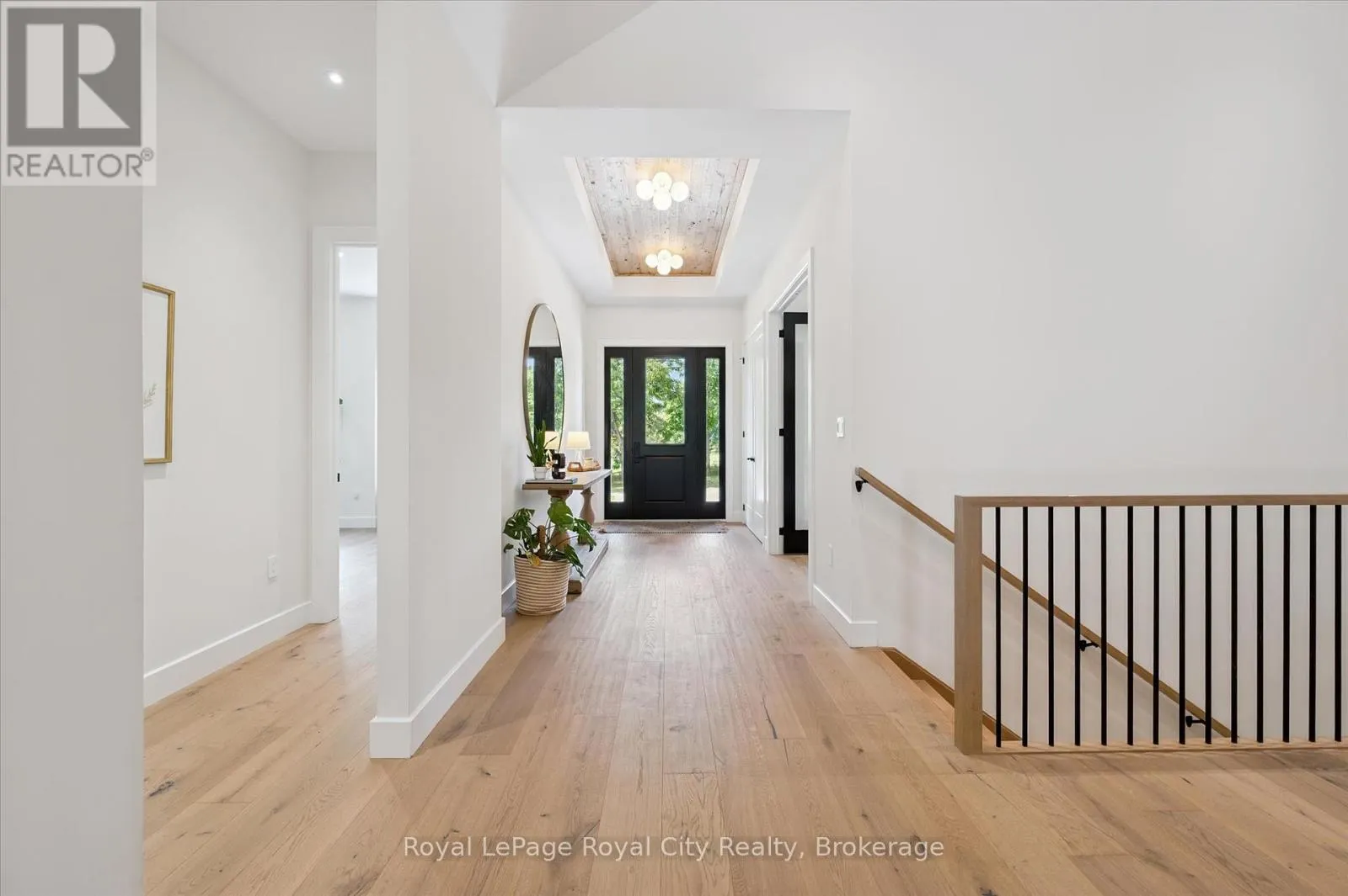 15 FARNHAM ROAD
