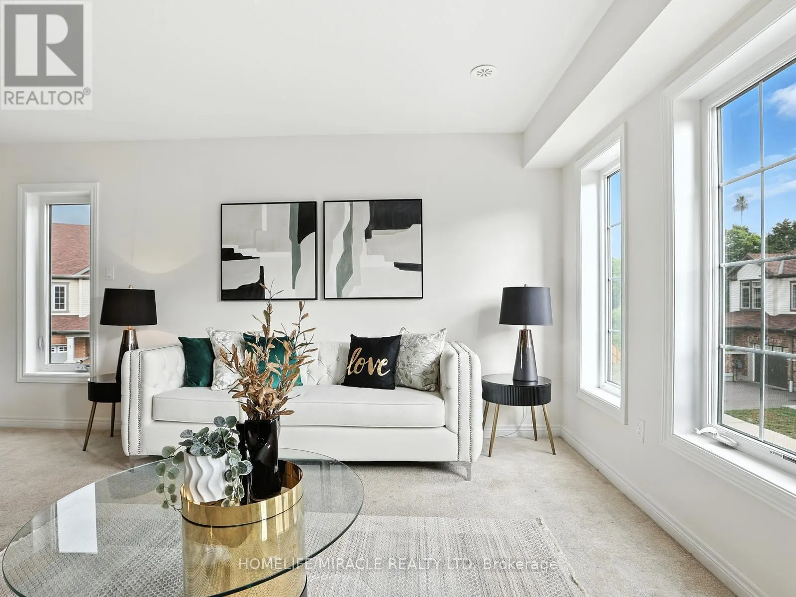 53 - 755 LINDEN DRIVE