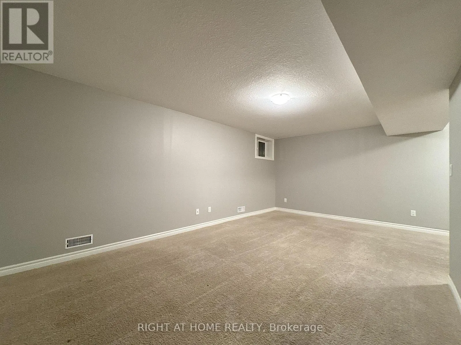 87 - 635 SAGINAW PARKWAY