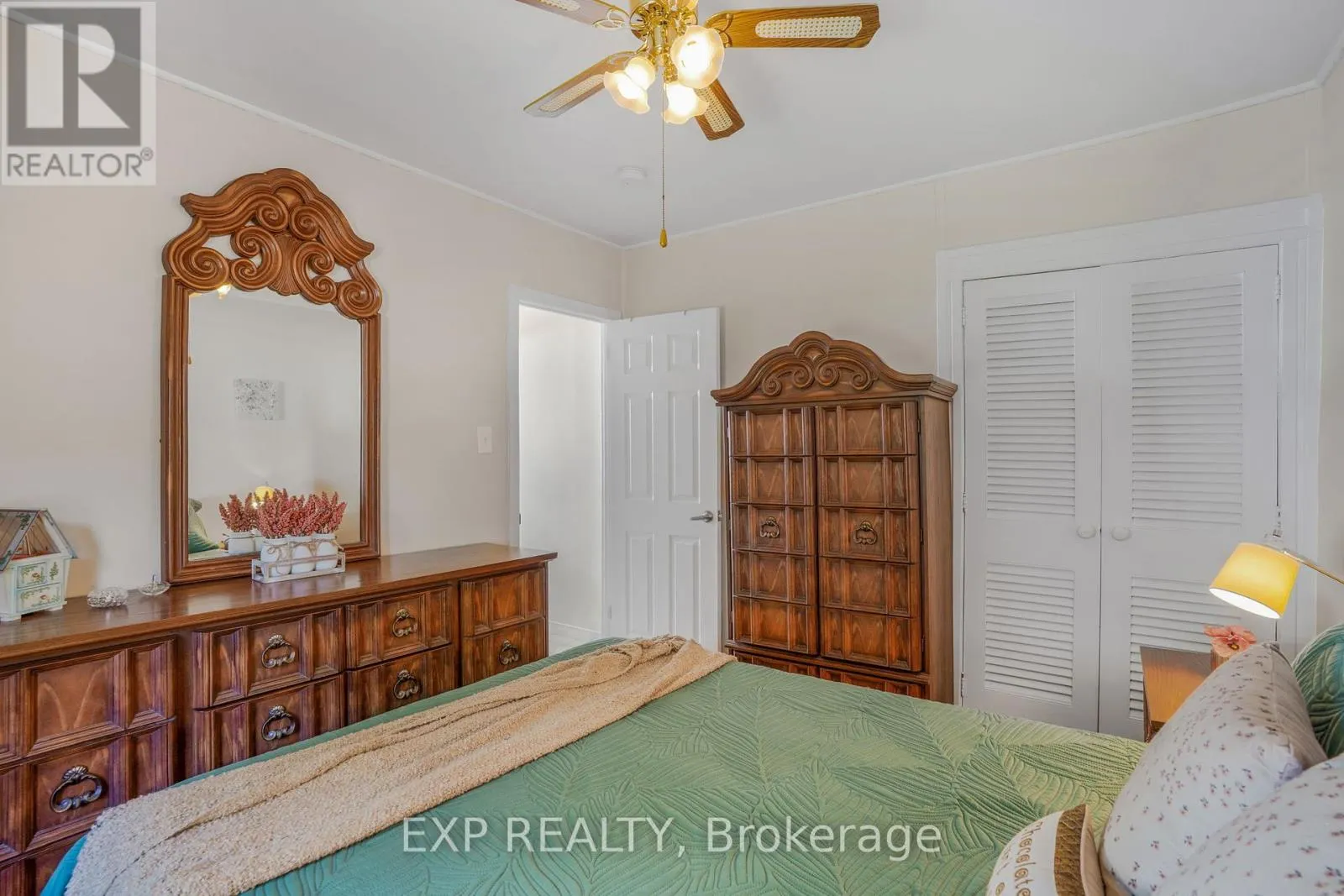 35 TWELFTH STREET E