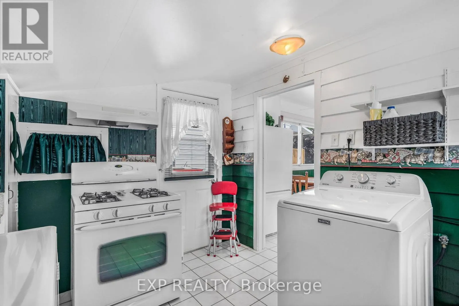 35 TWELFTH STREET E