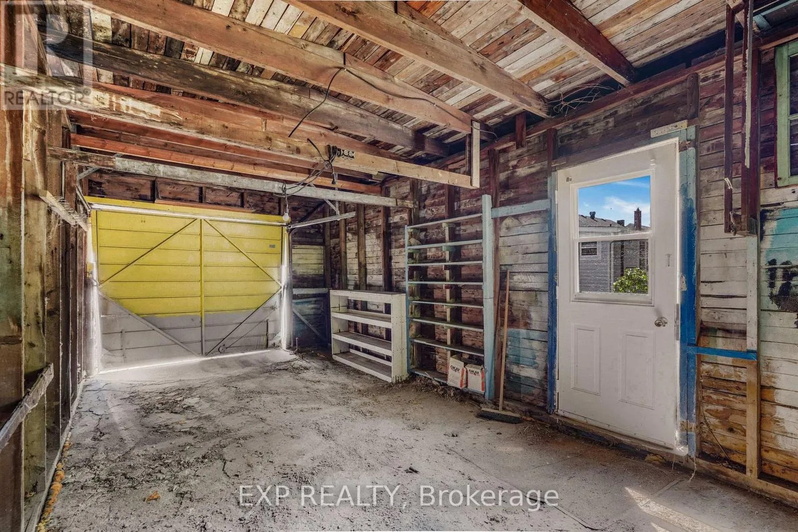 35 TWELFTH STREET E