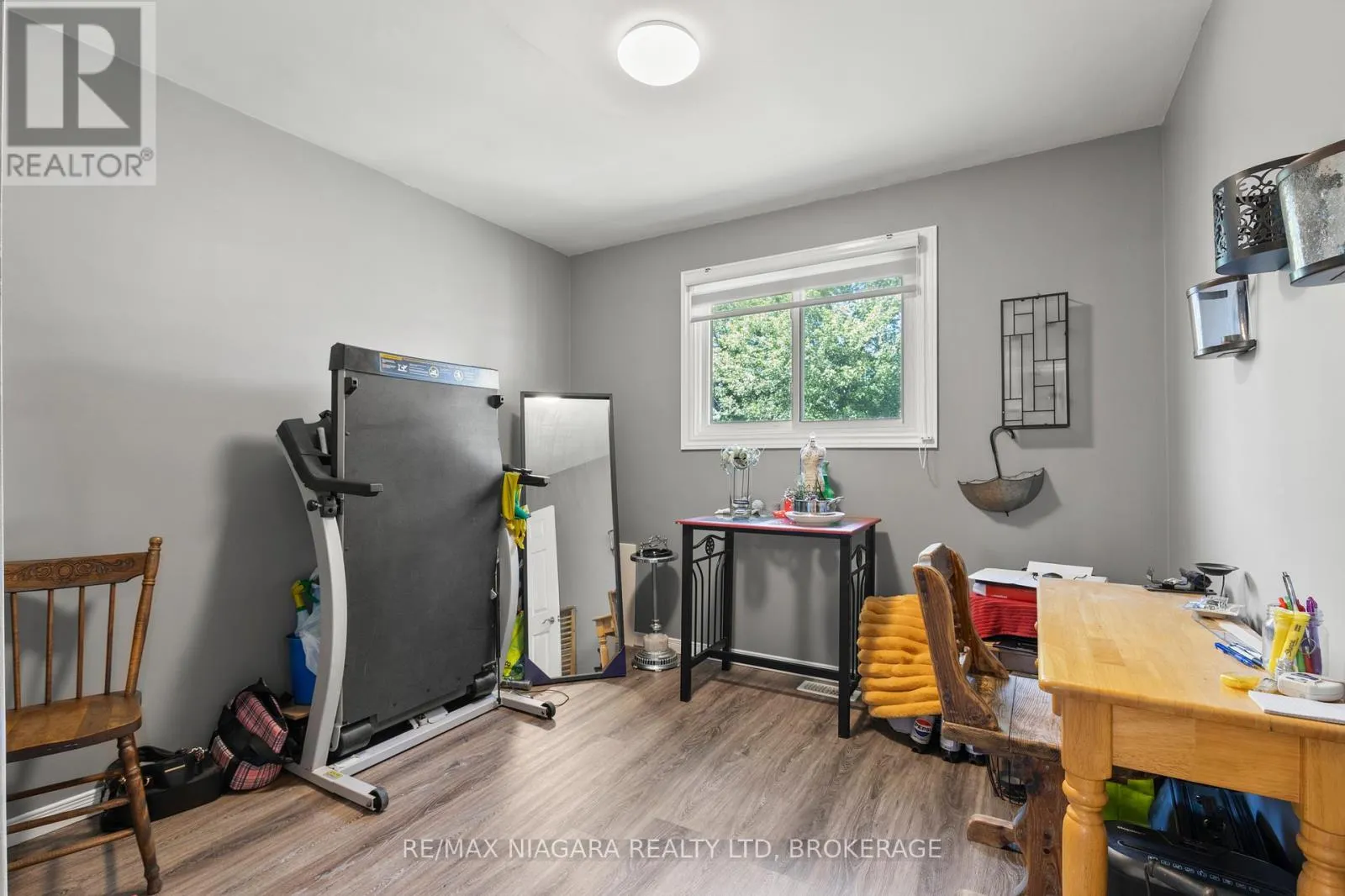 236 CUTRESS AVENUE