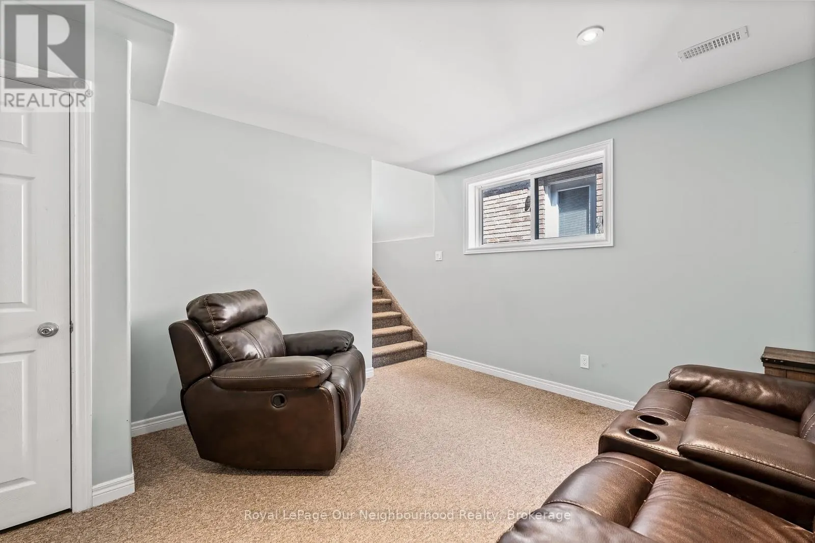 444 FLORENCE DRIVE