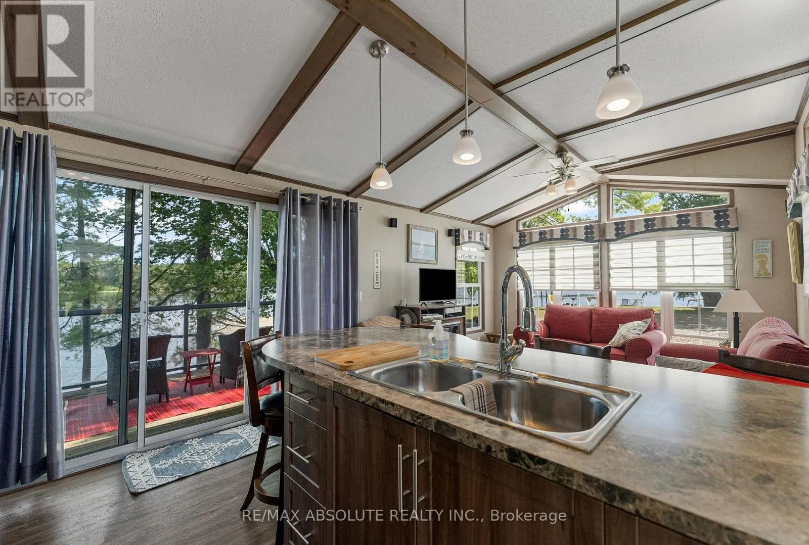 92 BINGHAM DRIVE
