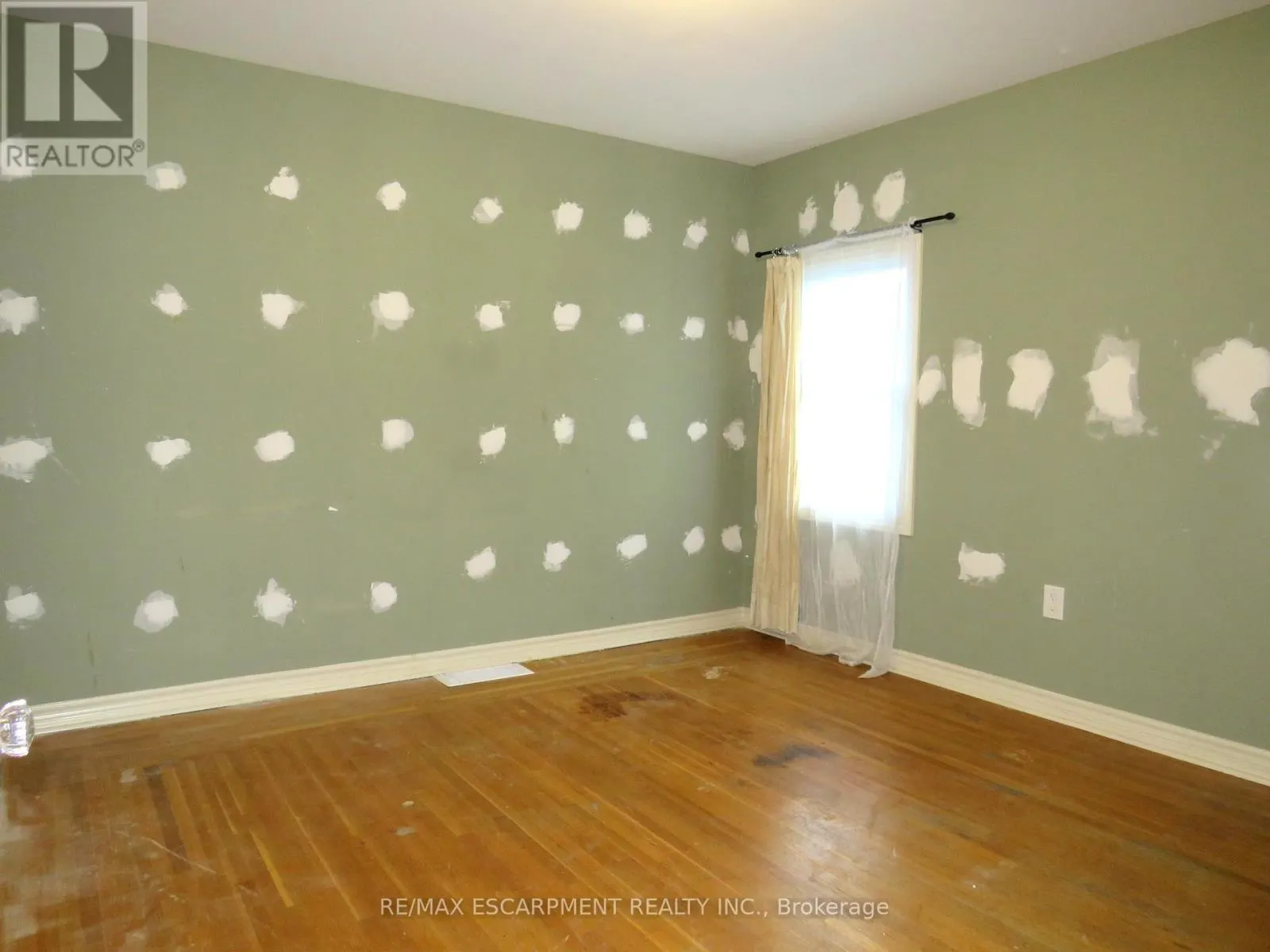 120 SANFORD AVENUE S