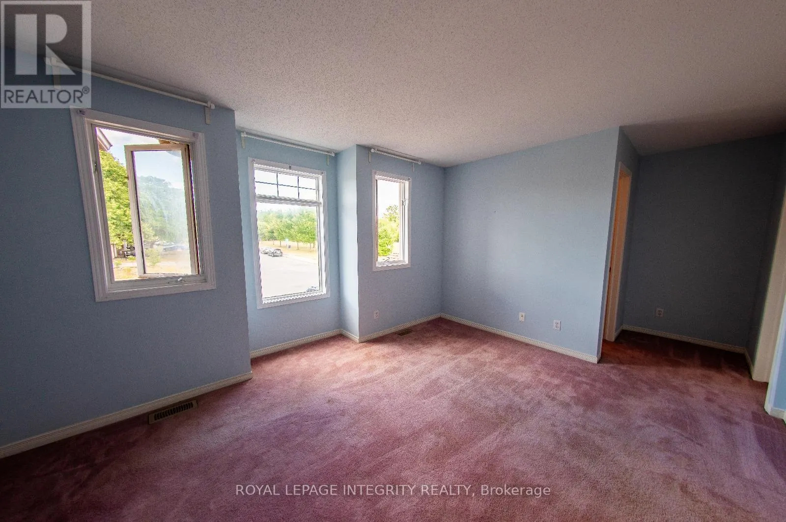 242 BEATRICE DRIVE