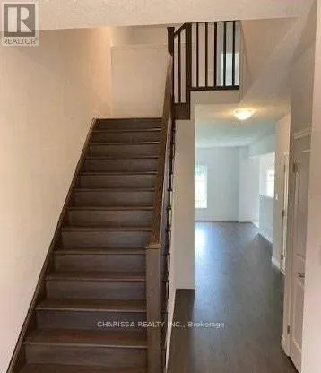 41 DENNIS DRIVE