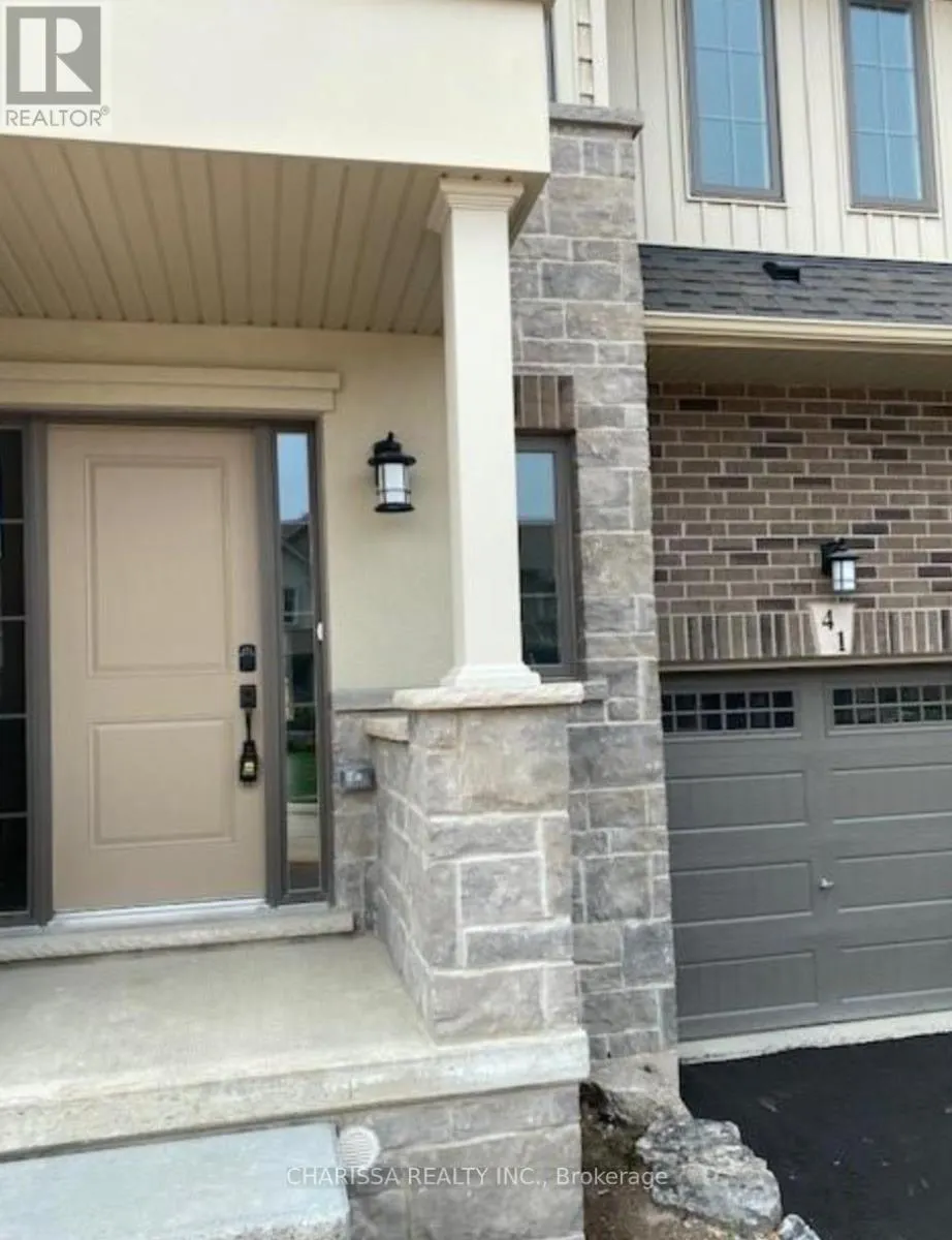 41 DENNIS DRIVE