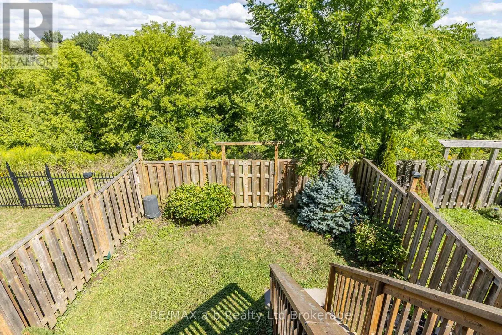 112 ATHLONE CRESCENT