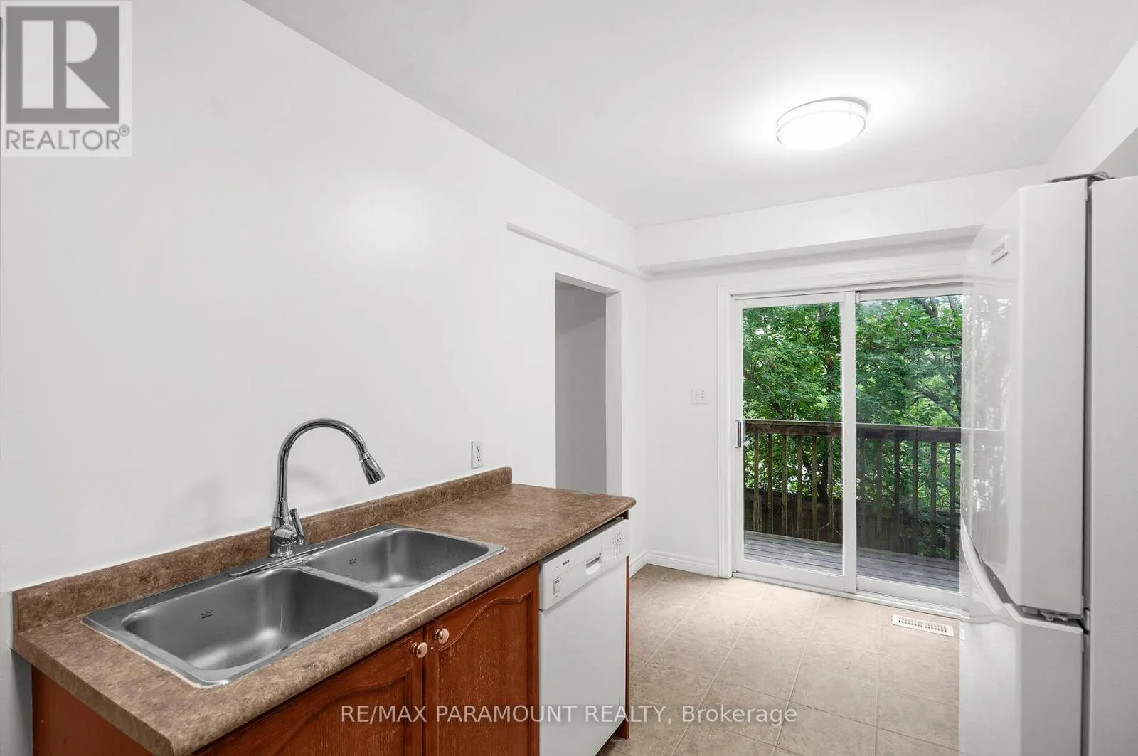 71 - 250 AINSLIE STREET
