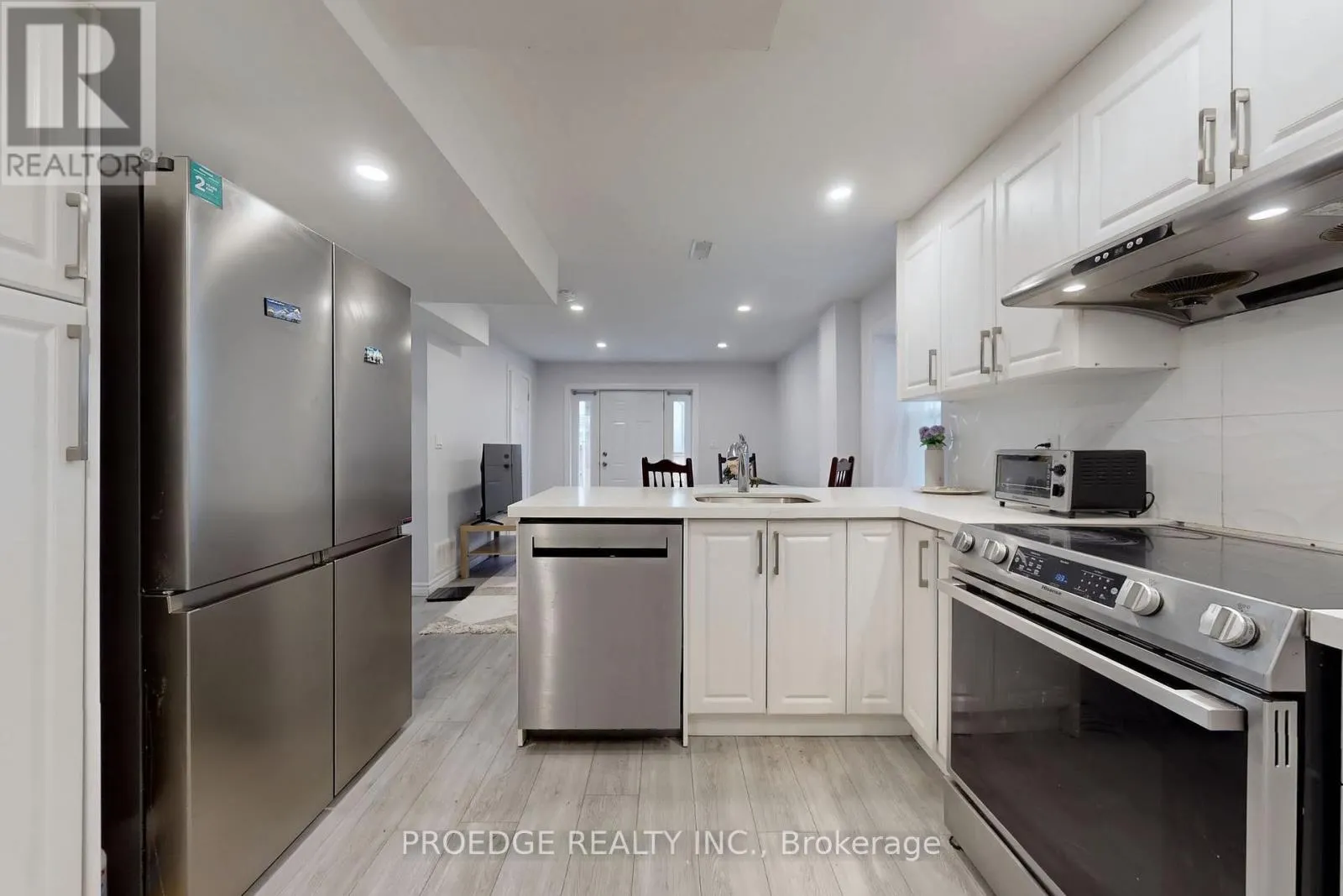 361 BEECHDROPS DRIVE