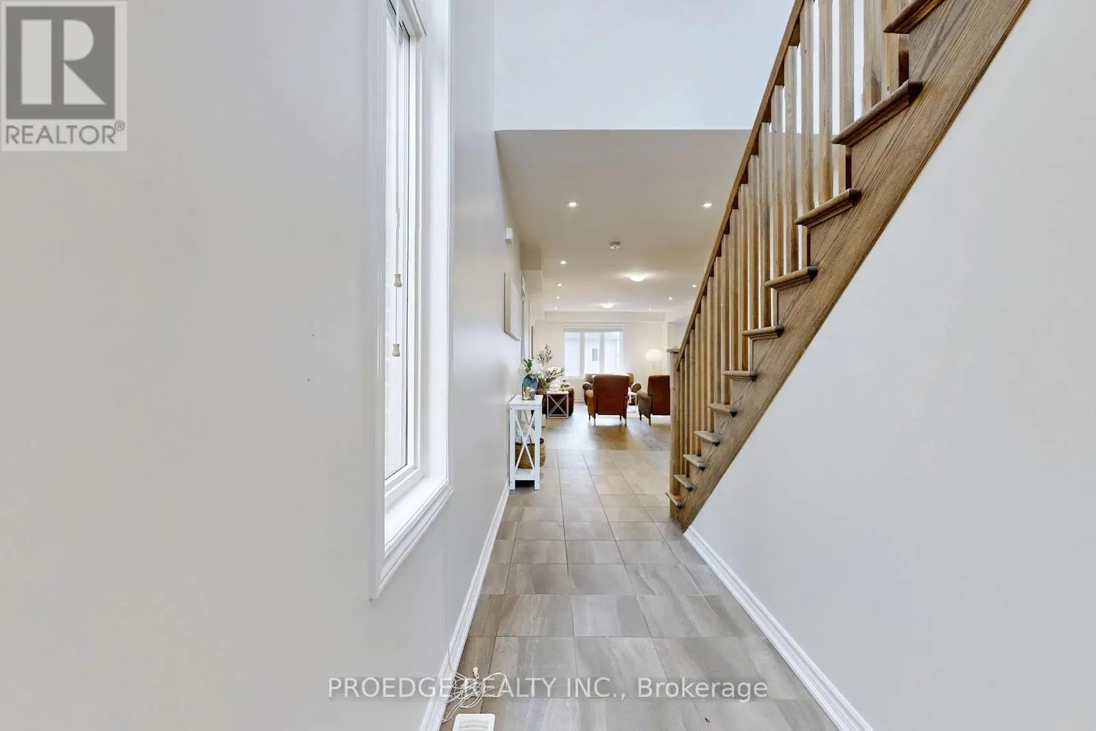 361 BEECHDROPS DRIVE
