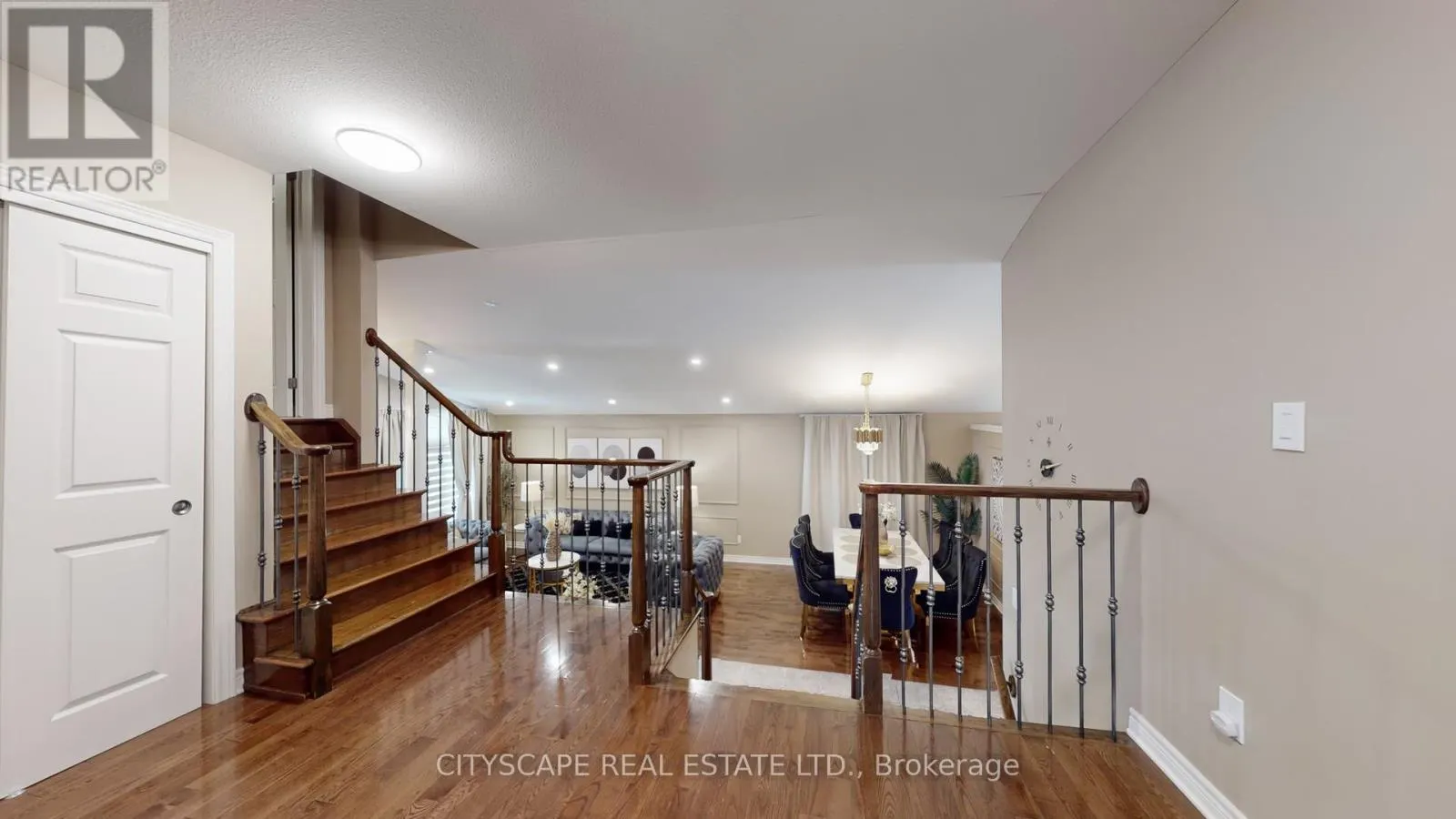 8655 WESTPORT DRIVE