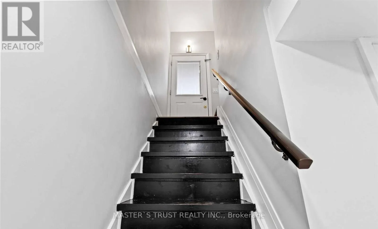 25 SPRING GARDEN BOULEVARD