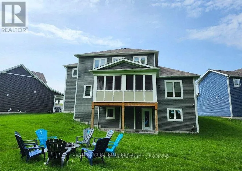 22 DYER CRESCENT