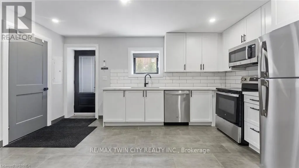 #1 - 130 ELGIN STREET