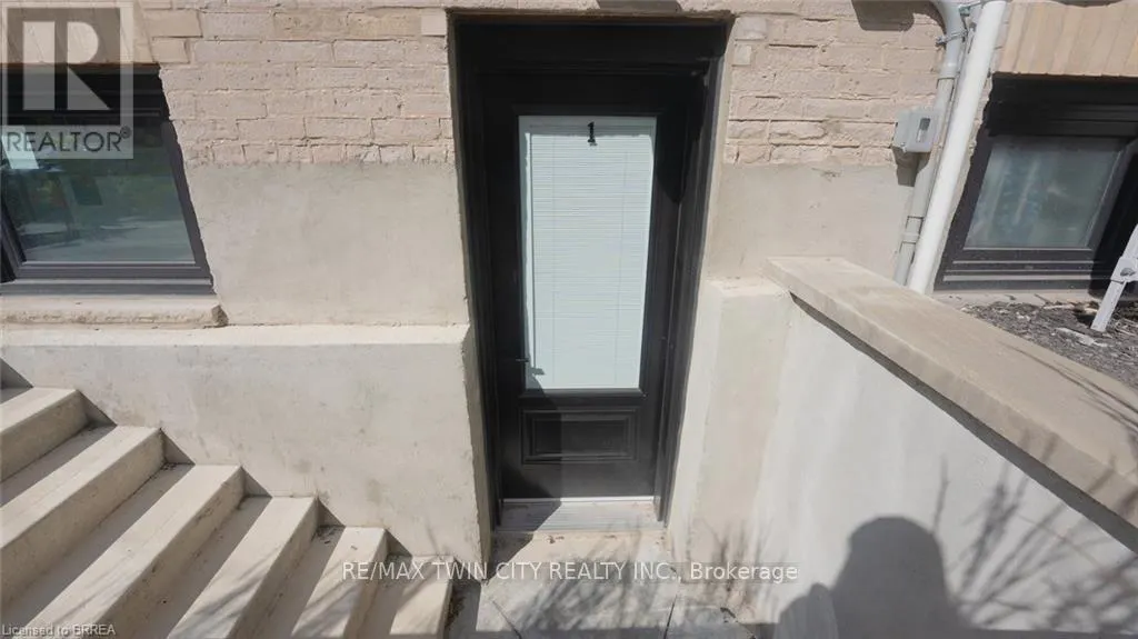 #1 - 130 ELGIN STREET