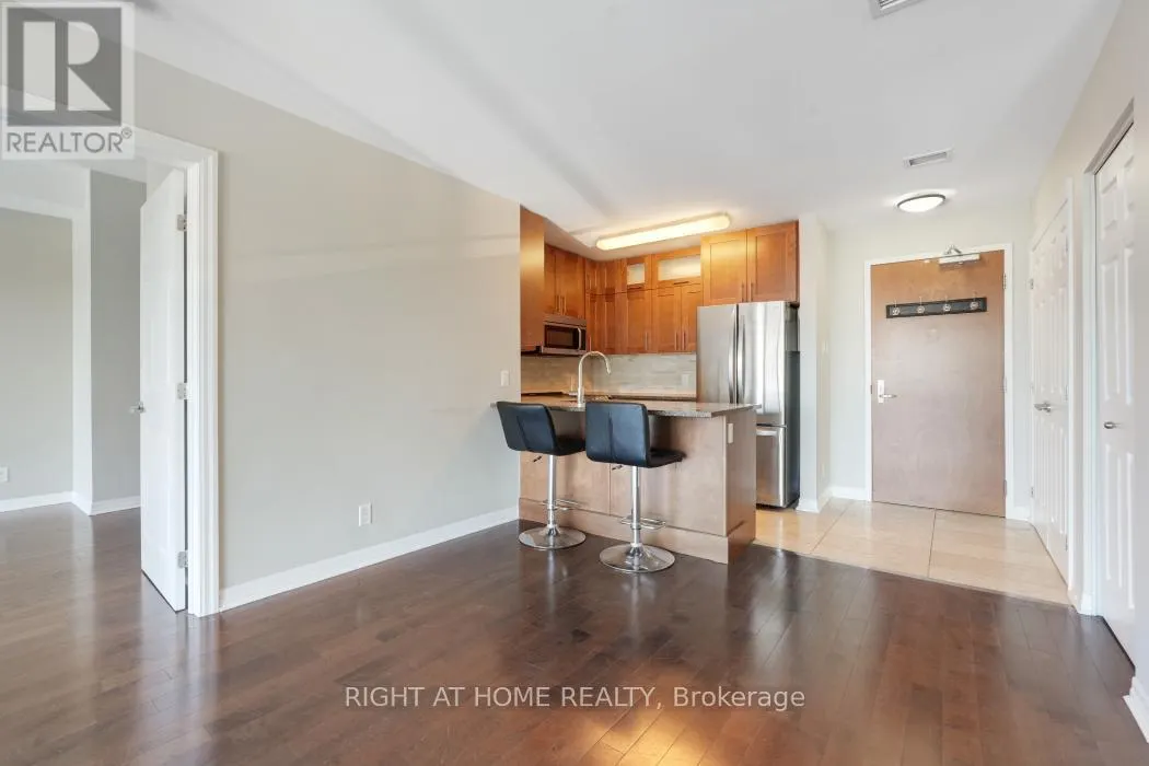 2802 - 242 RIDEAU STREET
